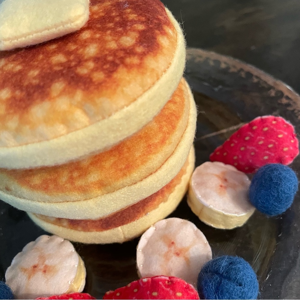 Felt Food Pancake Breakfast Fruit Brunch for Play or Prop Fake Faux Decoration - Picture 4 of 8